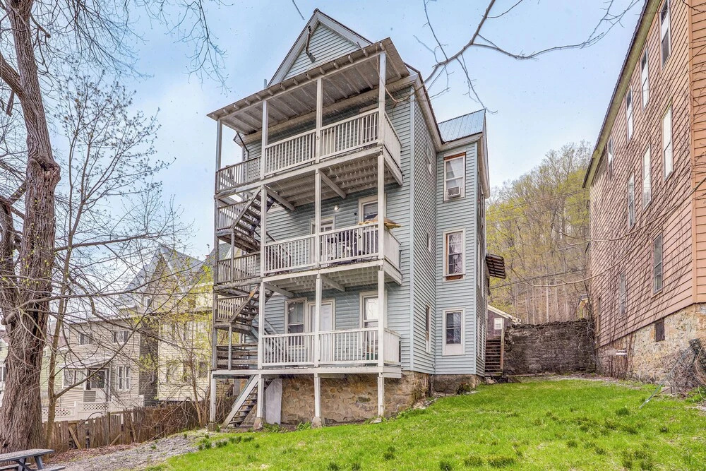 1 Mi to Erie Canalway Trail! Condo w/ Grill