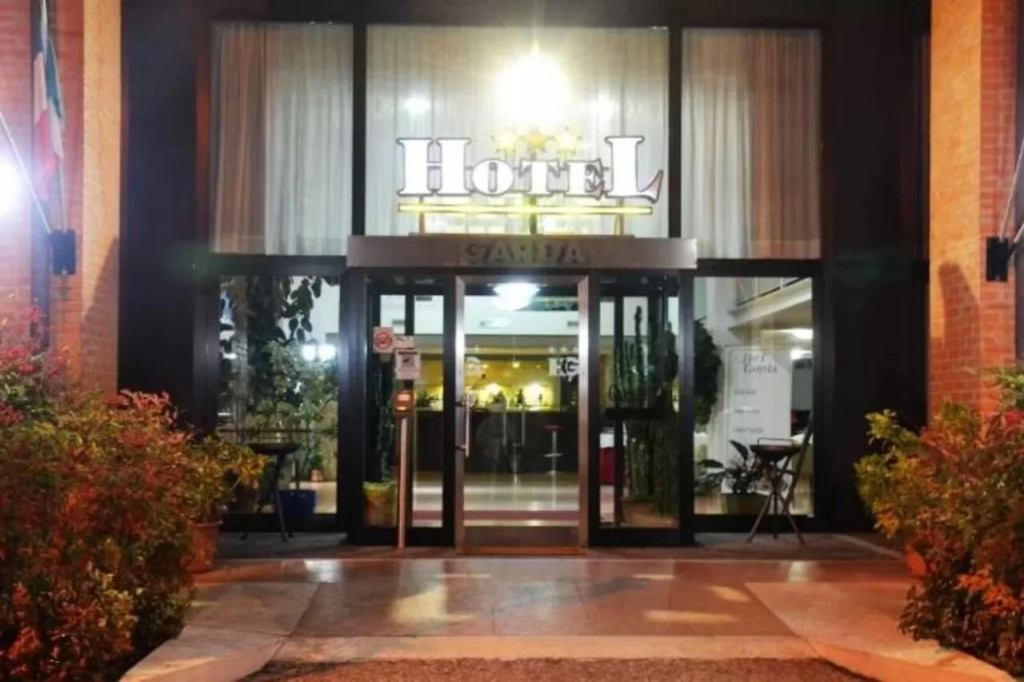 Hotel photo 1