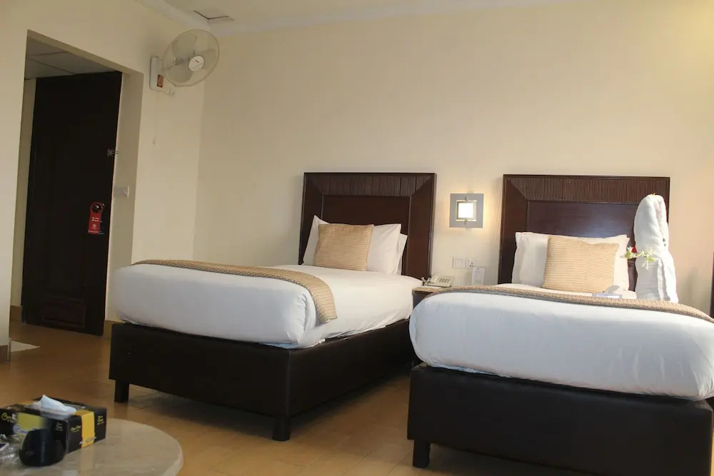 Royal Lahore Hotel - Chambres