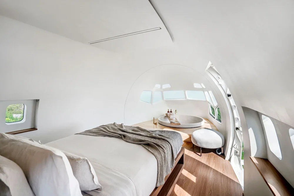 Private Jet Villa — фото 2
