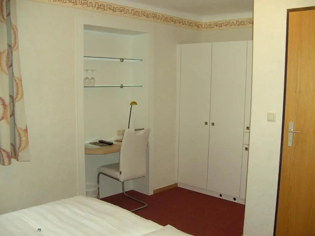 Gasthof-Pension Leopold Janu - Chambres