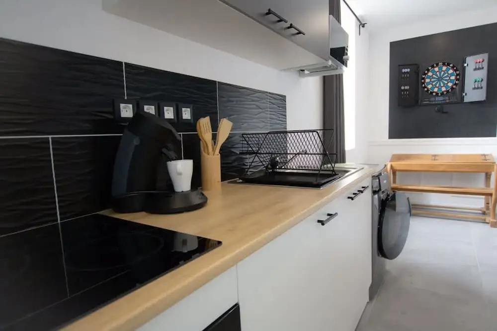 Voir la photo 4 — Player 1 Wifi Jeux Parking 4 Pers Lave Linge
