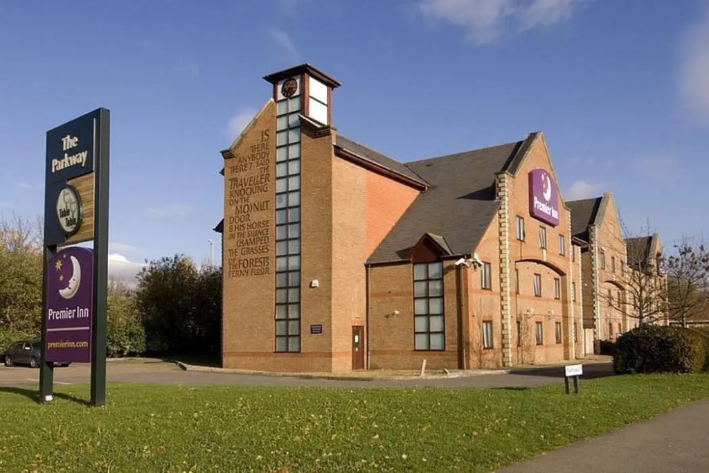 Premier Inn Guildford North - A3