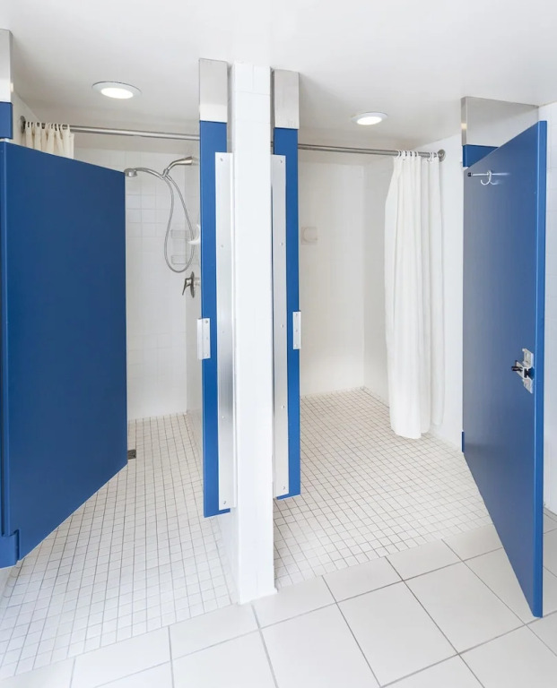 Pacific Spirit Hostel - фото 8