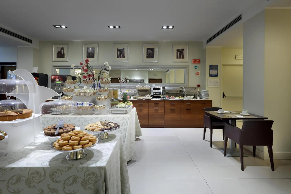 Mercure Roma Centro St. John - Général