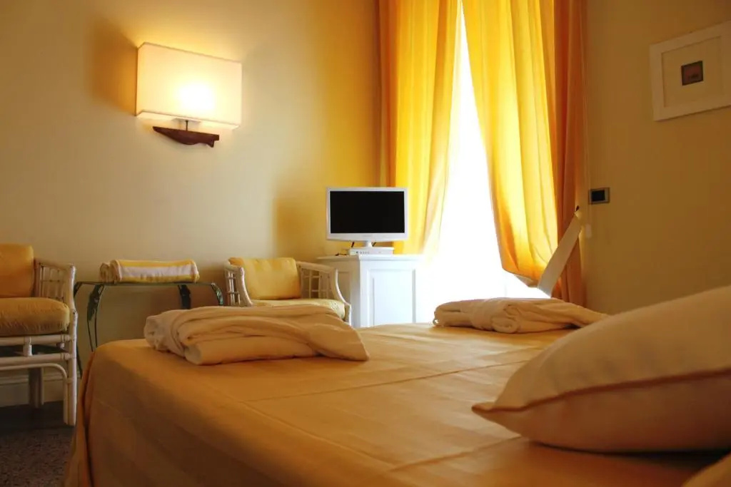 HH Hotel Helvetia - Chambres