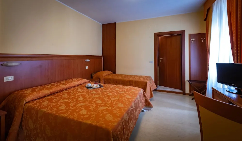 Hotel Moderno - Chambres