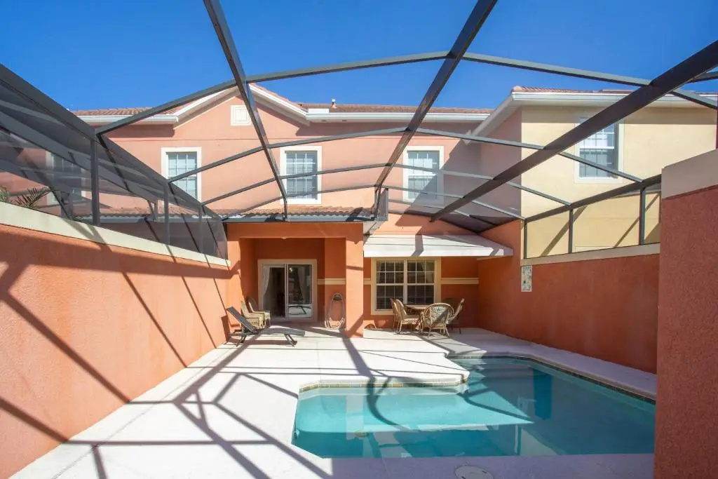 Stunning 4 Bd w/ Pool Close to Disney 8940