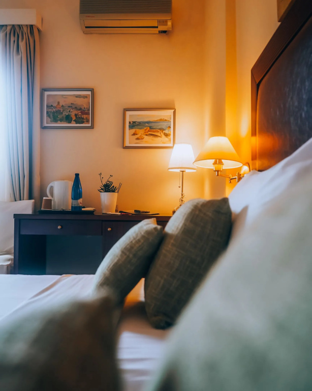Standard Double room (full double bed)