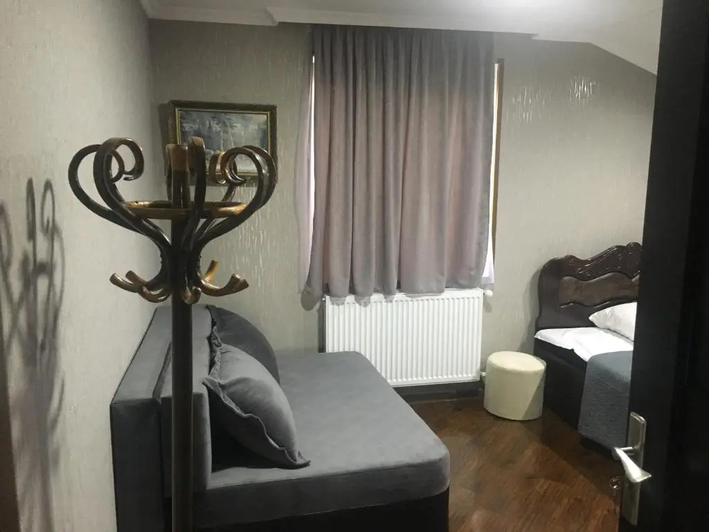 Standard Triple room with balcony