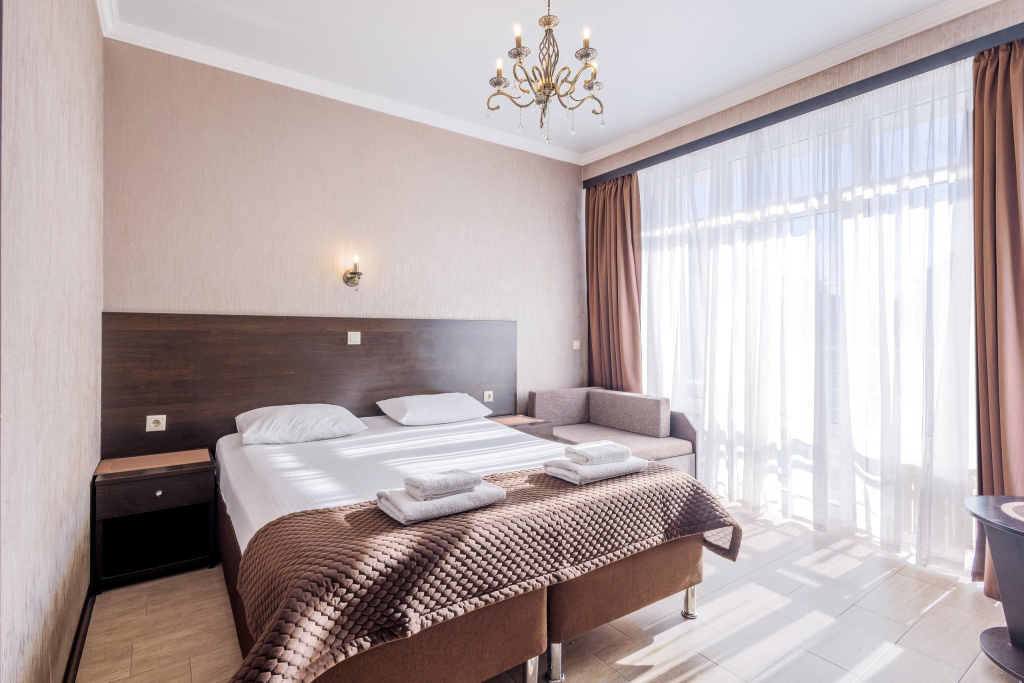 Deluxe Quadruple room