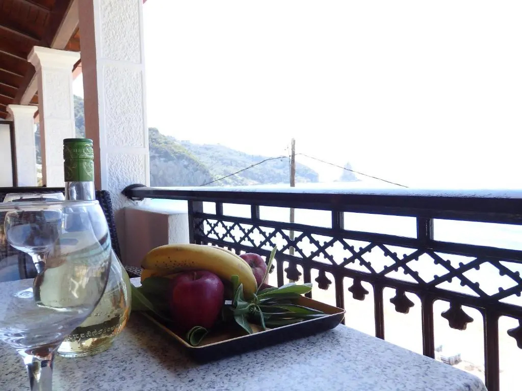 Standard Double room with sea view (full double bed)