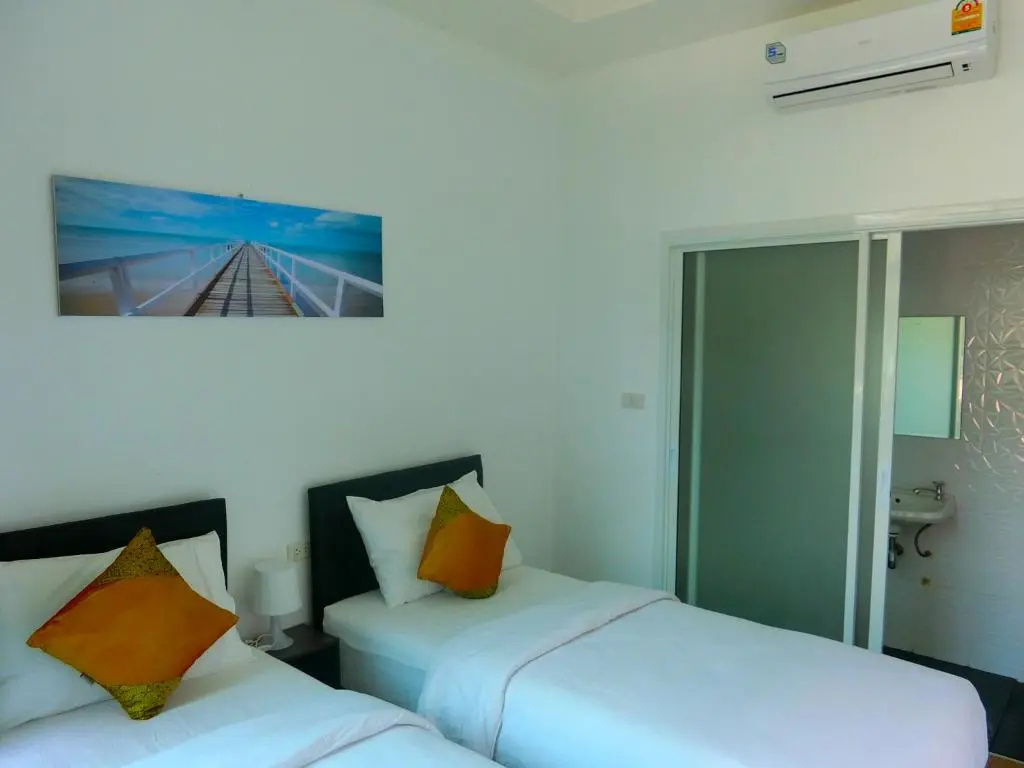 Standard Double room with garden view (twin beds)
