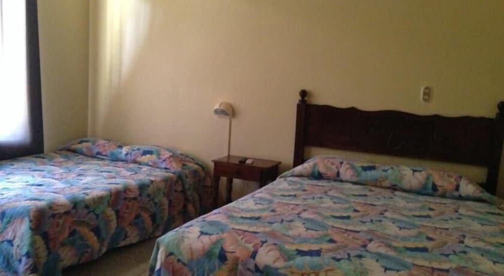 Hotel Flor de Itabo image 3