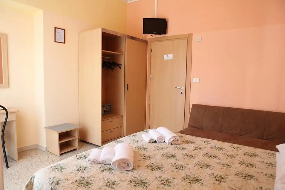 Economy Double room with balcony (full double bed)