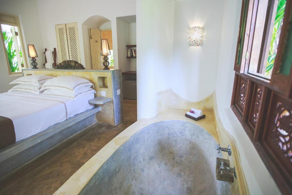 Karmel Villa Thalduwa Island - Five Bedroom Luxury Villa With Private Pool