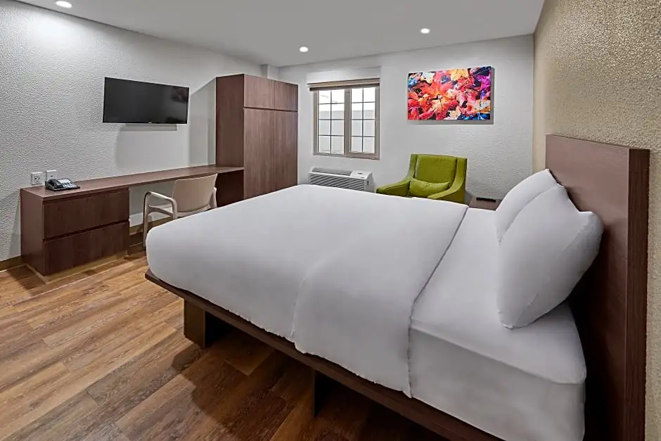 Double Suite (twin beds)