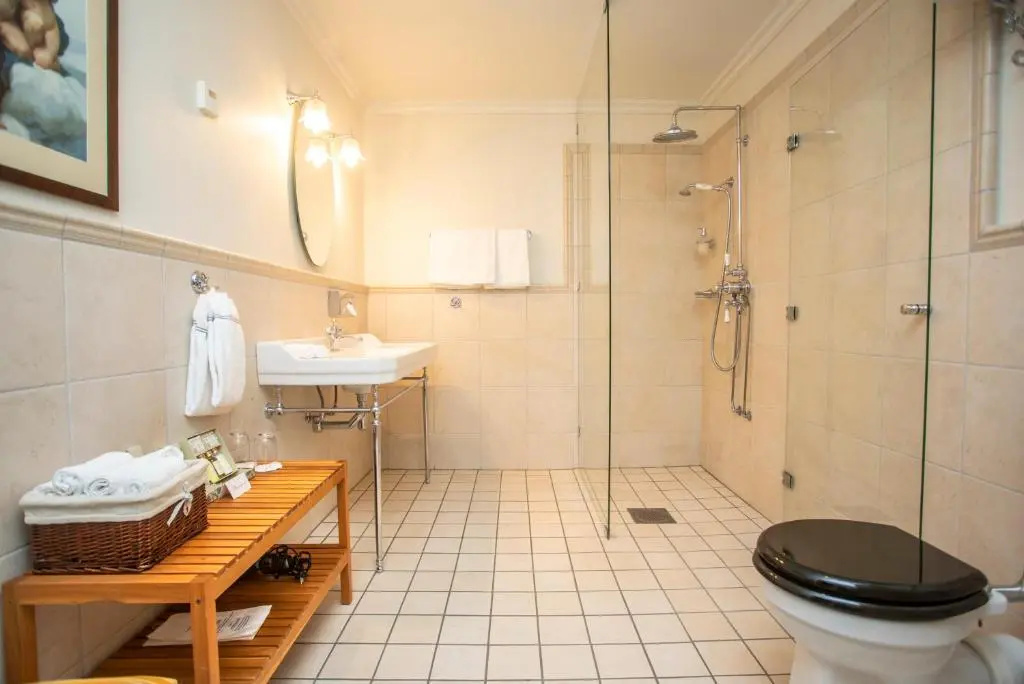 Standard Double room with garden view (full double bed)