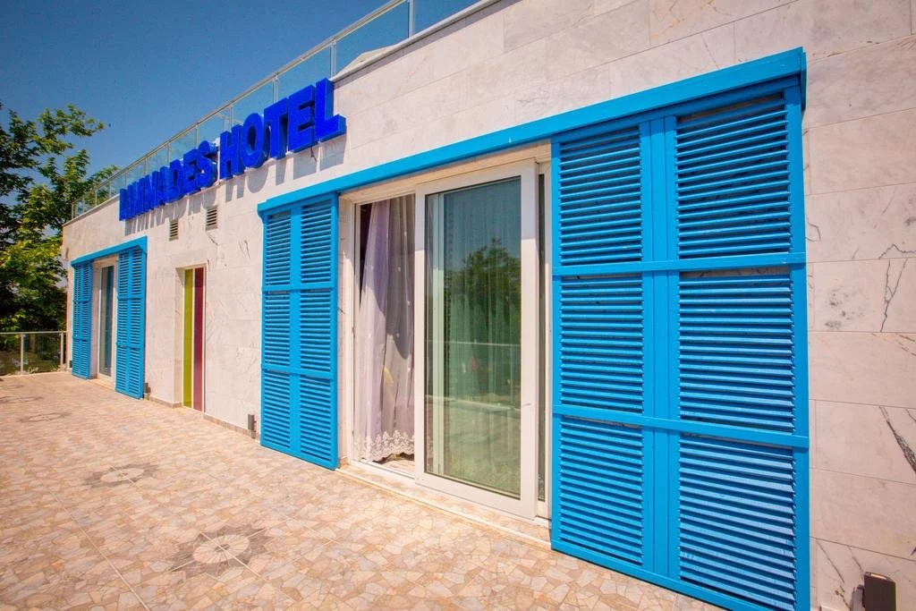 Limnades Hotel