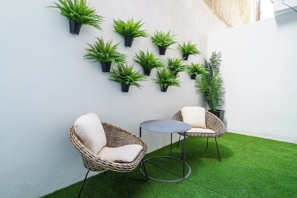 Valencia Luxury - Boutique Center