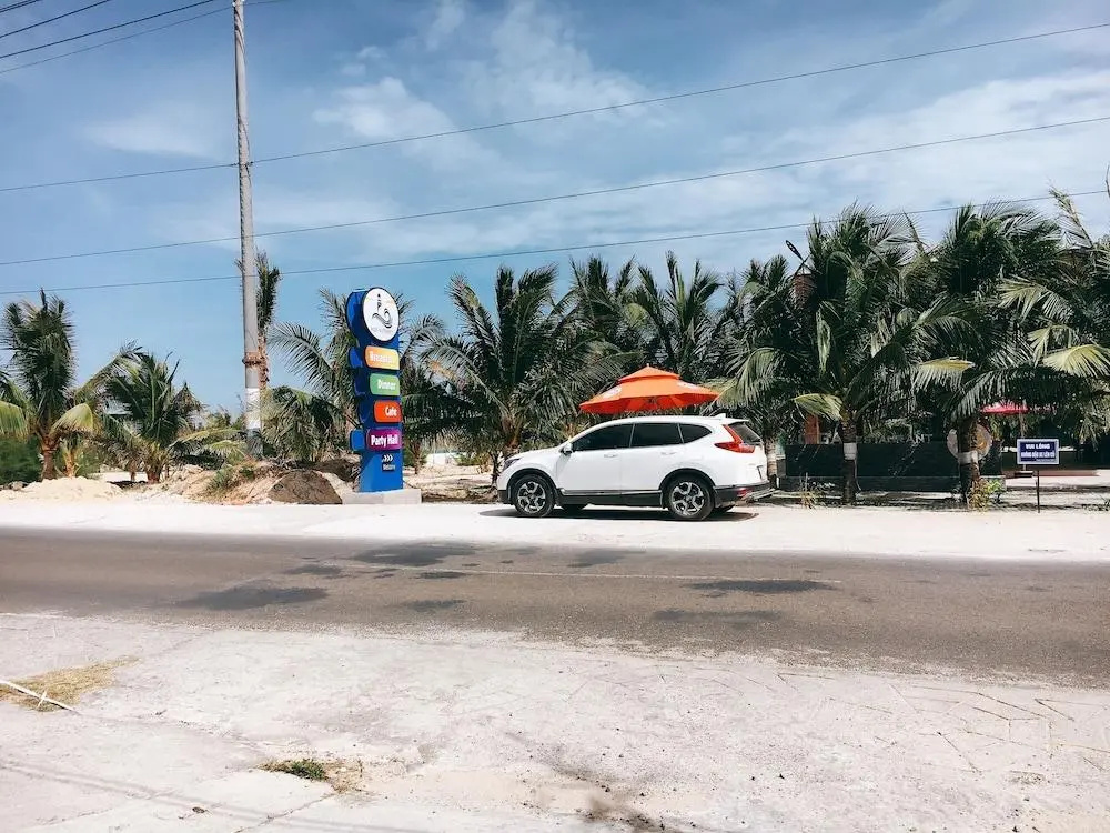 Kega Lighthouse Resort