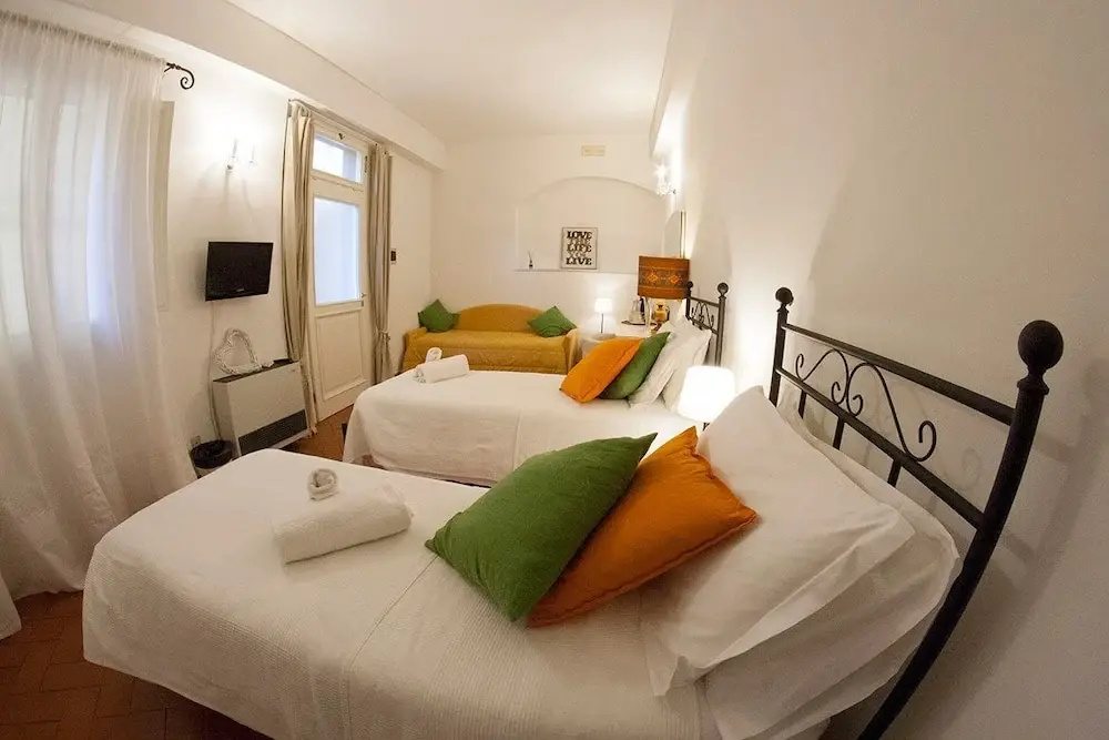 Standard Double room (twin beds)