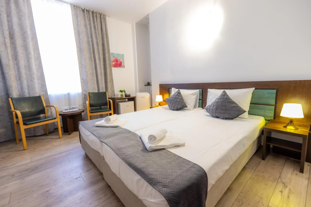 Hotel photo 12