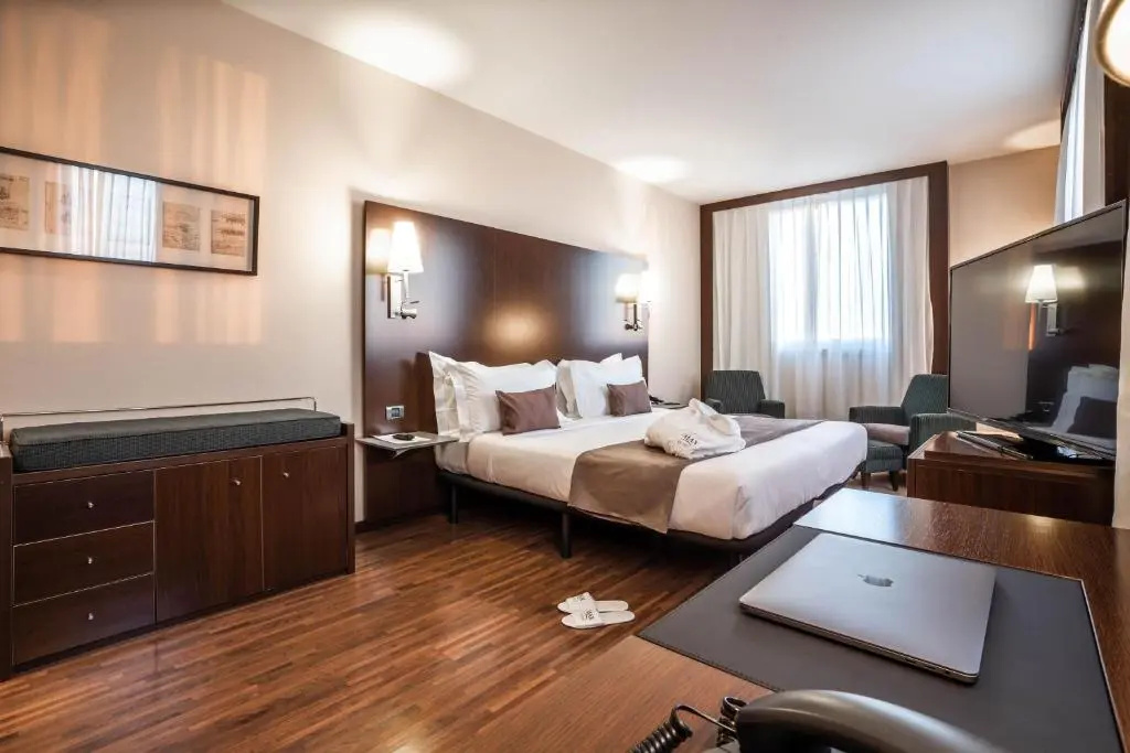 Max Hotel Livorno - Chambres