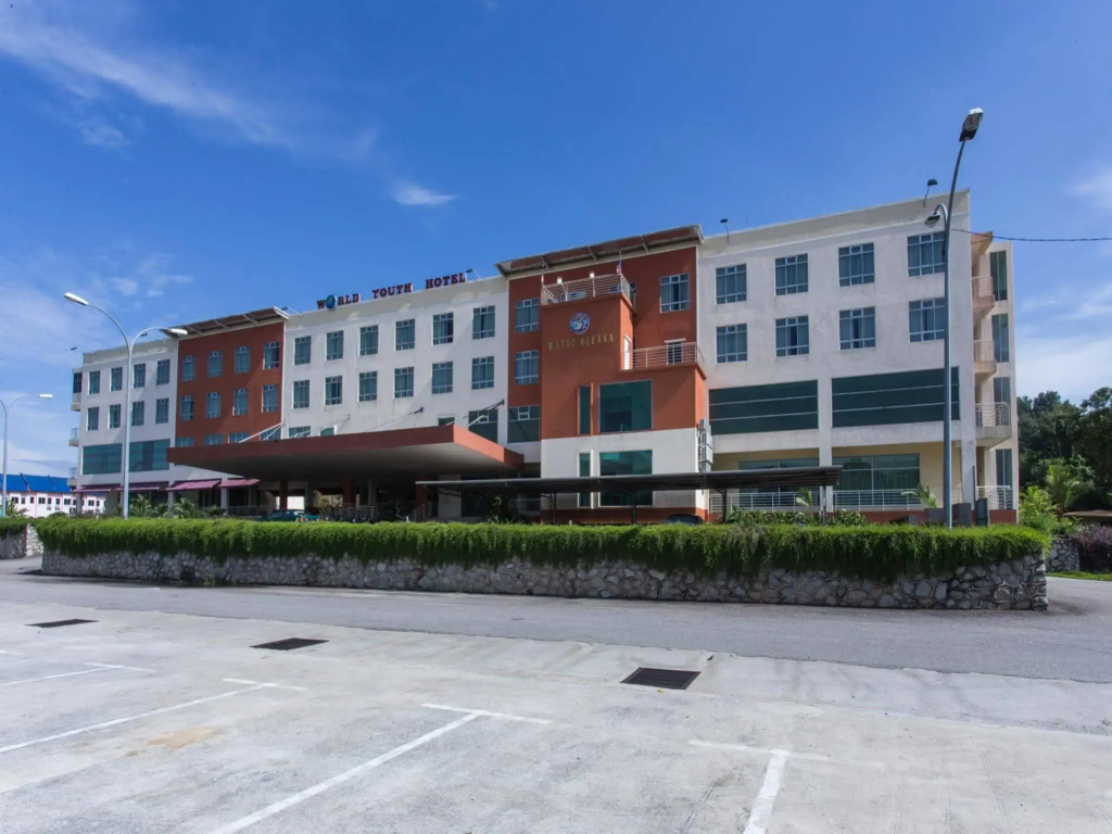 World Youth Hotel