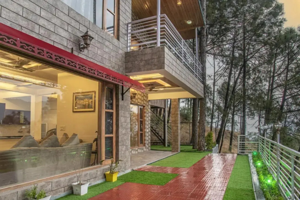 5 BHK by Bryll Homes