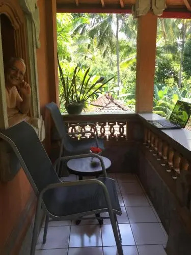 Balcony & Terrace