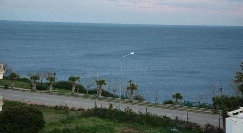 Beach & Waterfront