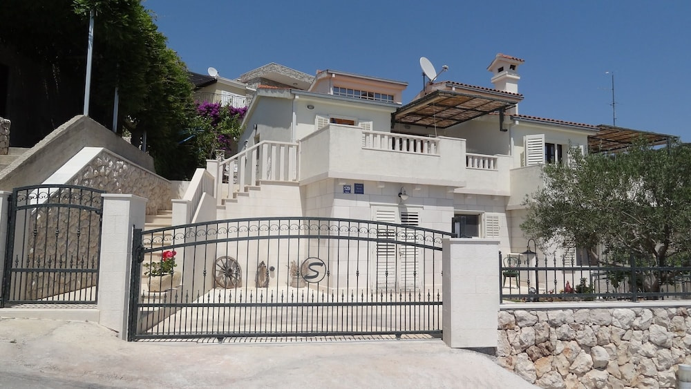 Apartments Branka