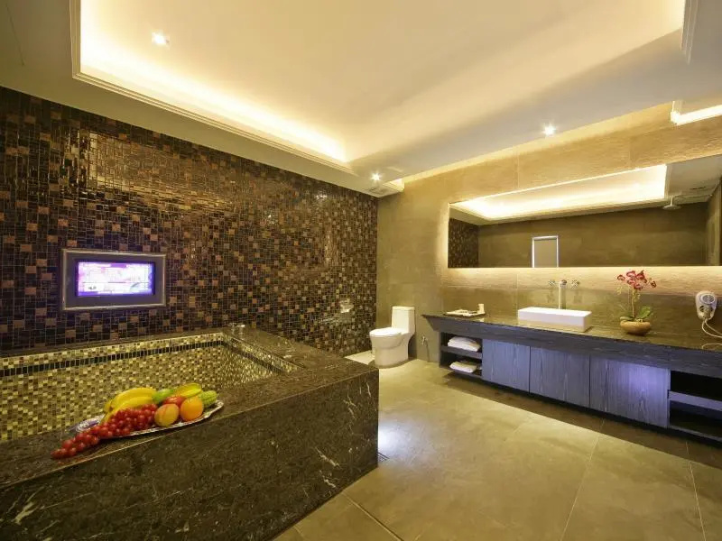 Premier room
