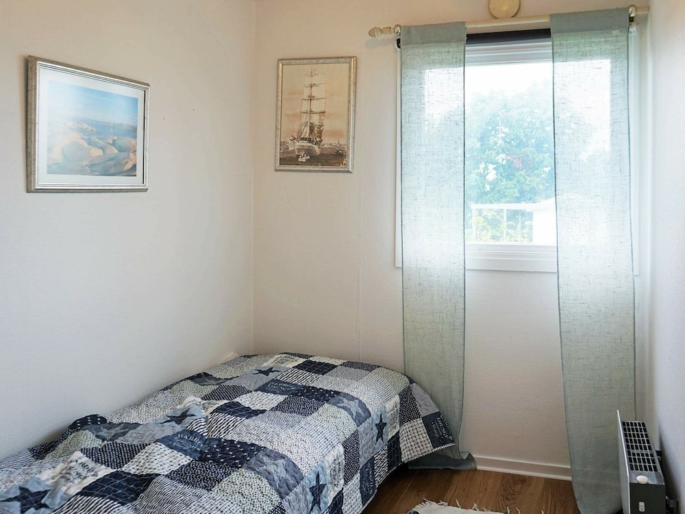5 Person Holiday Home in Kungshamn