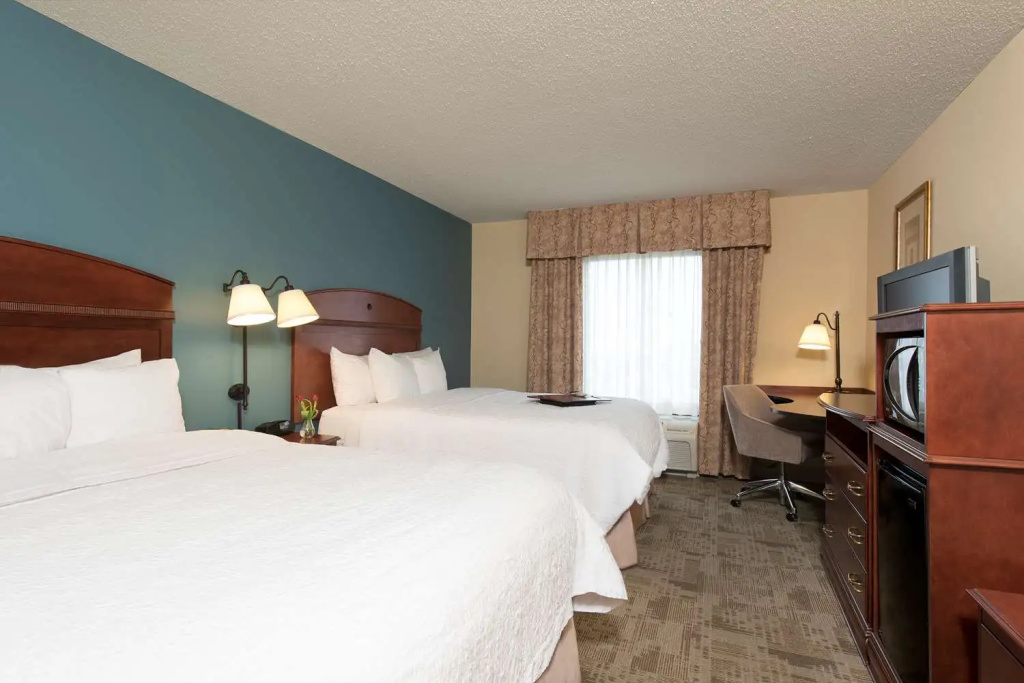 Hampton Inn & Suites Bloomington-Normal - Chambres