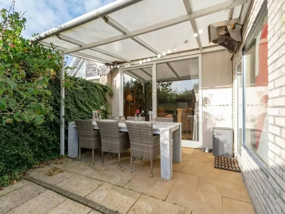 Attractive Holiday Home Near Beach