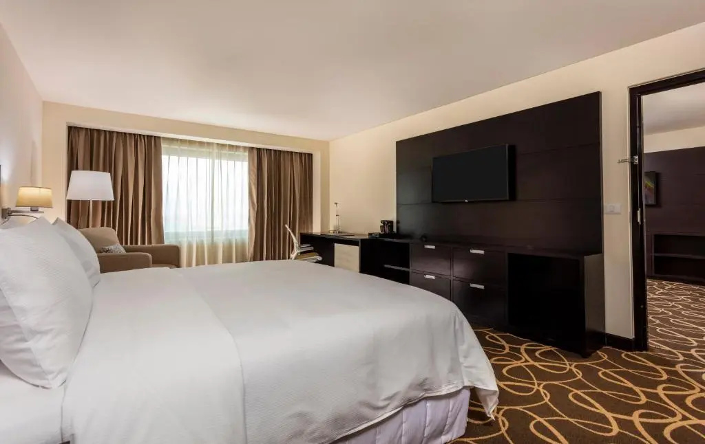 DoubleTree by Hilton Toluca - Chambres