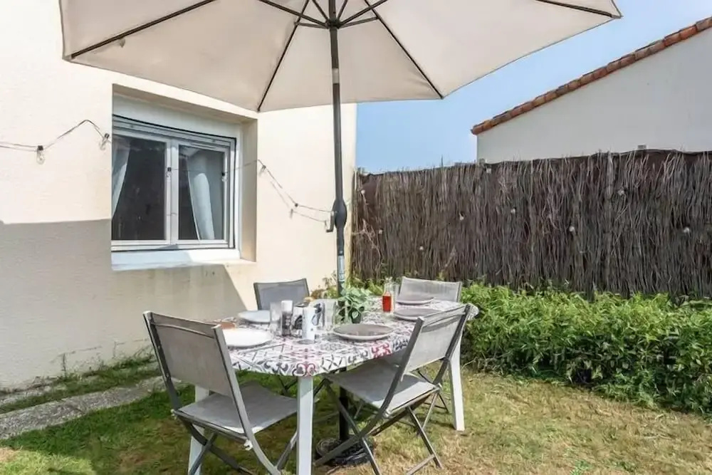 Rez-de-jardin Salle de réunion