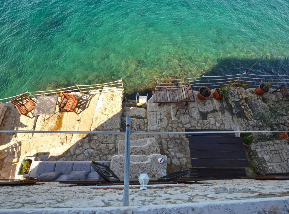 Seaside Escape Rovinj Old Town Apartment