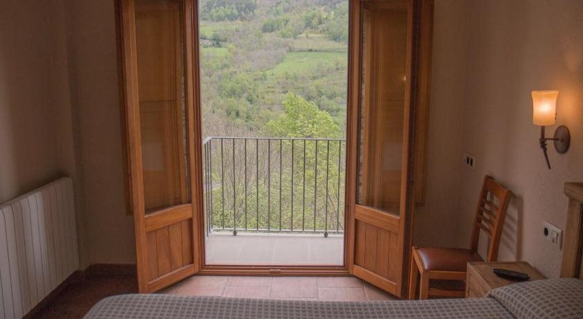 Hostal Les Roquetes by null