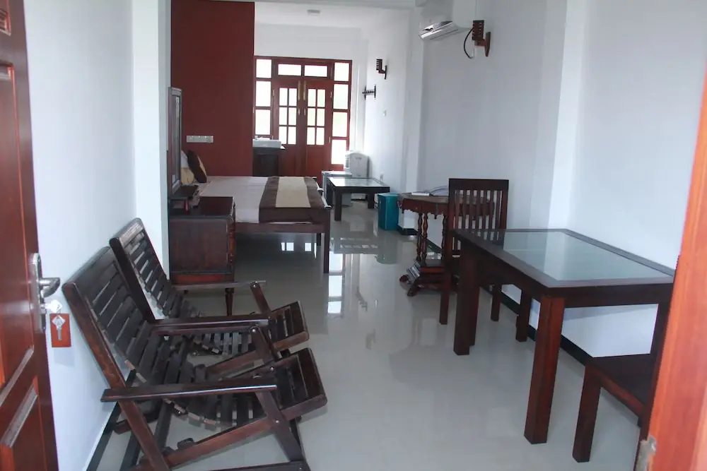 Ravindra Hotel and Restaurant - Général