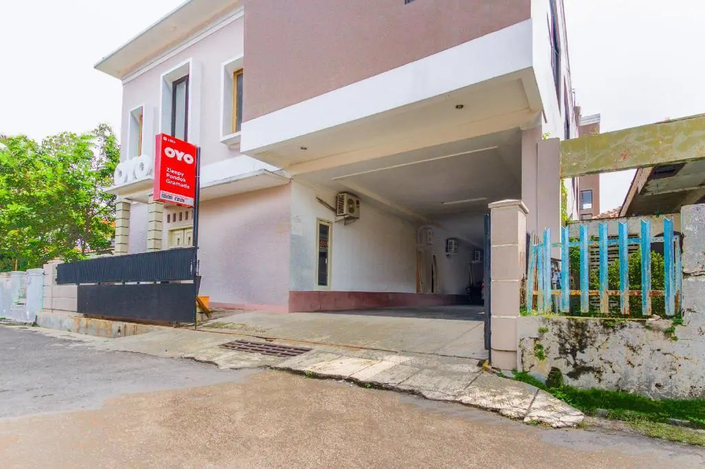 OYO 2883 Zleepy Pondok Gramada