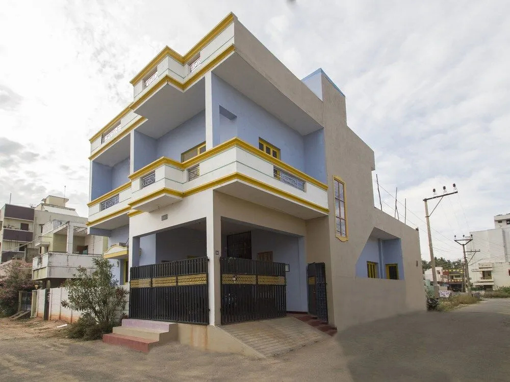 OYO 13078 Home 1BHK Studio Near Bus Stand