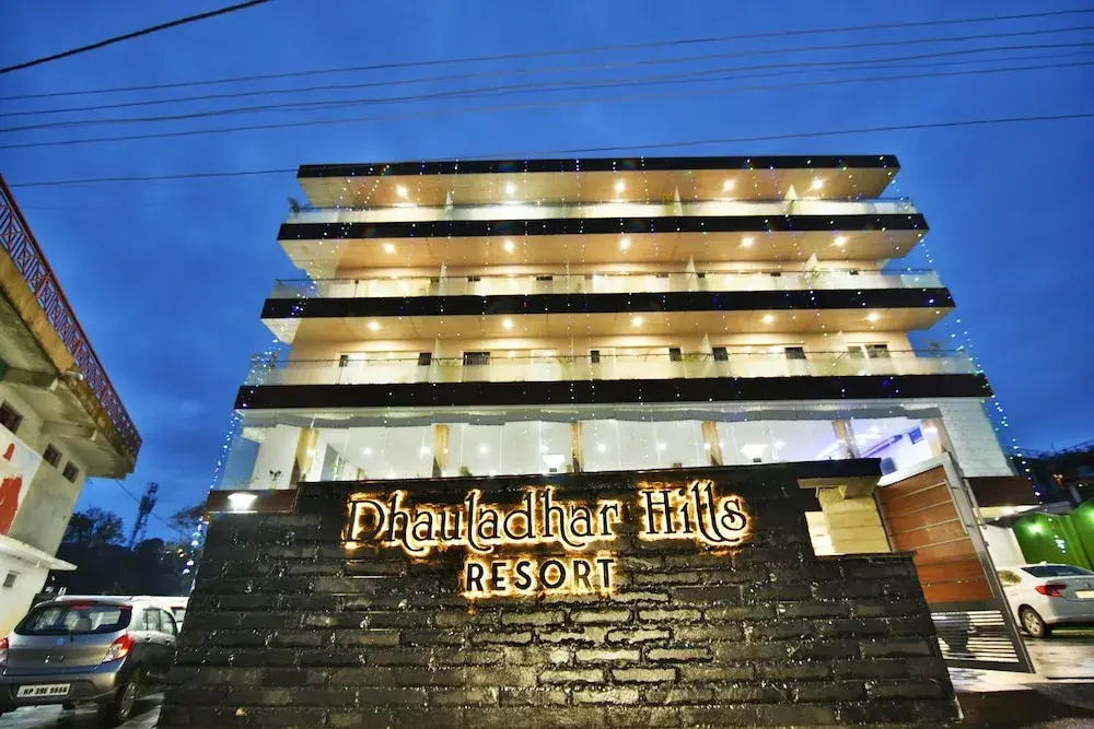Dhauladhar Hills Resorts