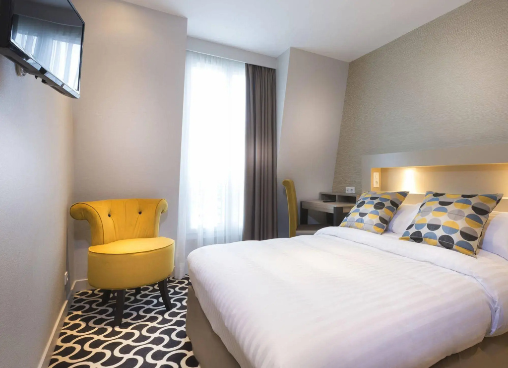 Отель Hôtel International Paris в Париже