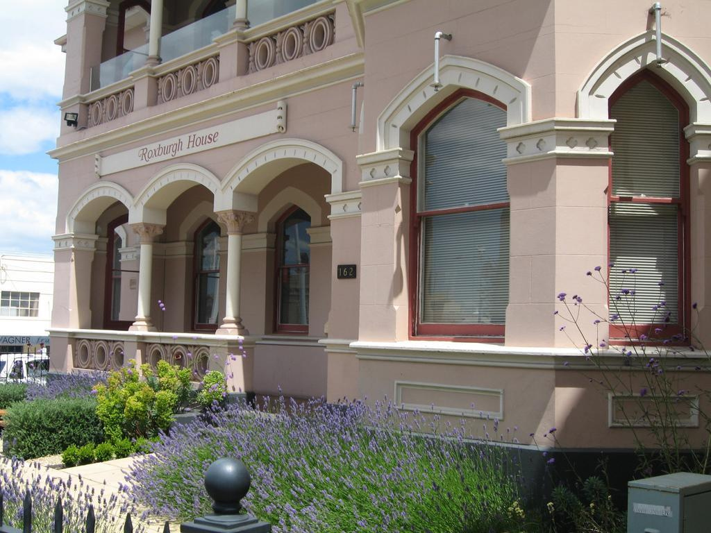 Roxburgh House Apartments