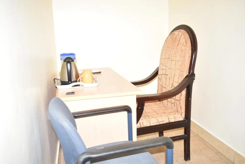 Economy room