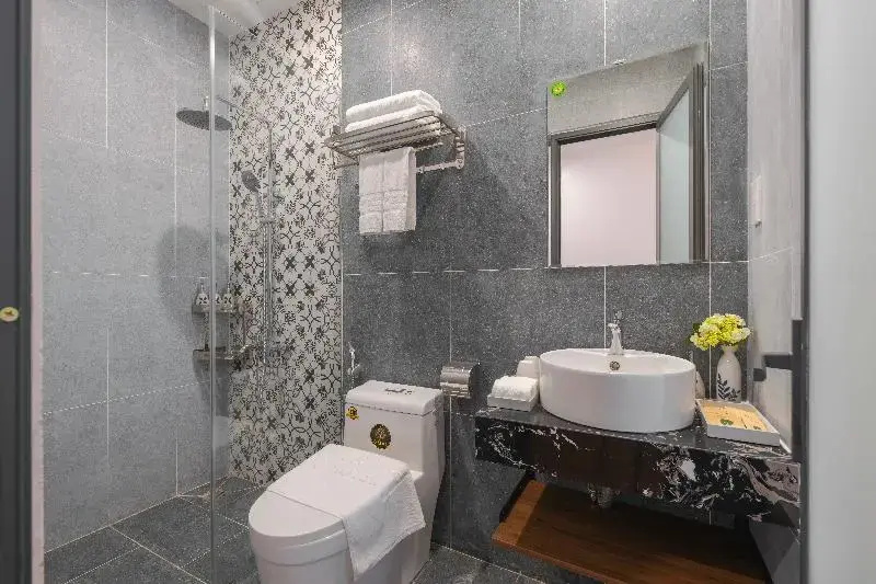 Deluxe Double room with balcony (twin beds)