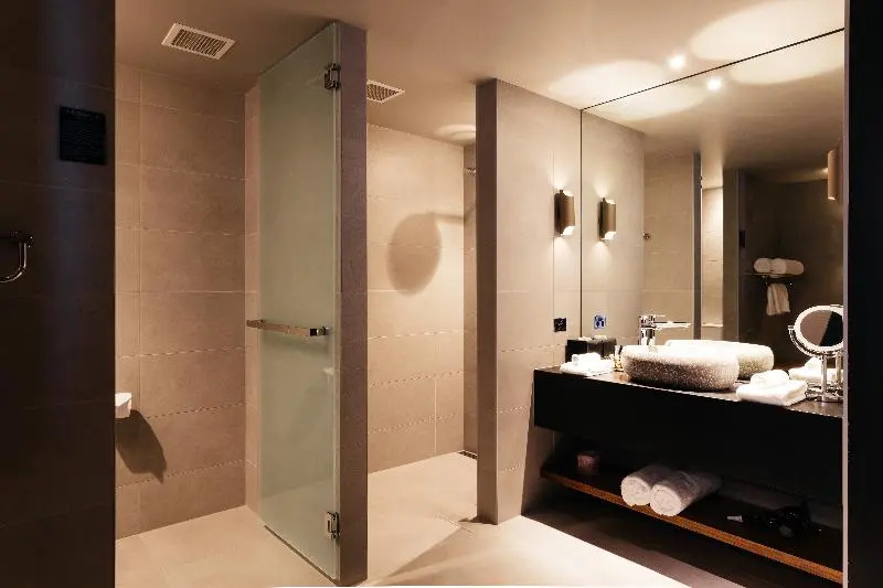 Standard Double room with balcony (full double bed)